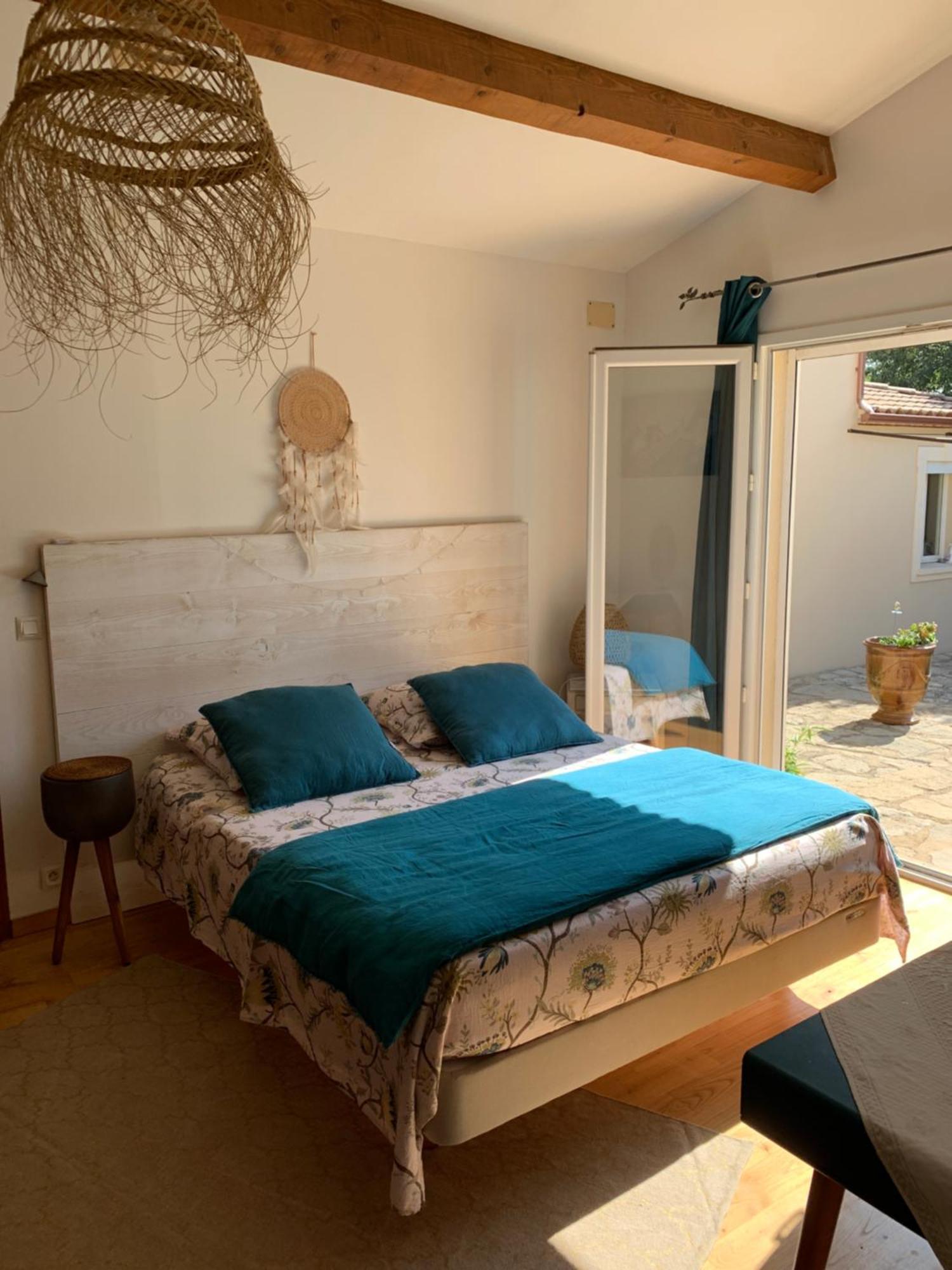 La Chambre Haute Et Son Spa Nîmes Exterior photo